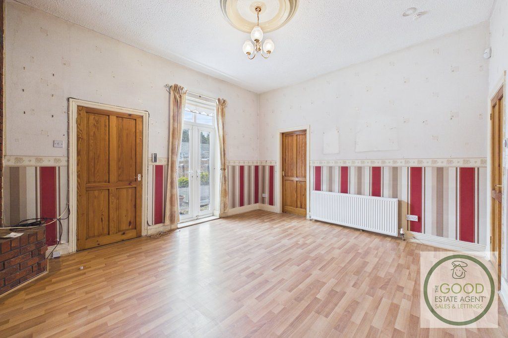 Property photo 3 of 23