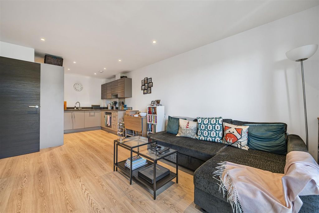 Property photo 2 of 7 Kitchen Living Room.Jpg