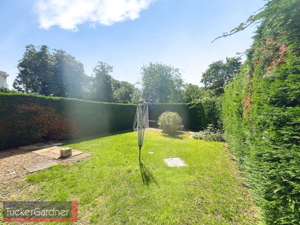 Property photo 2 of 2