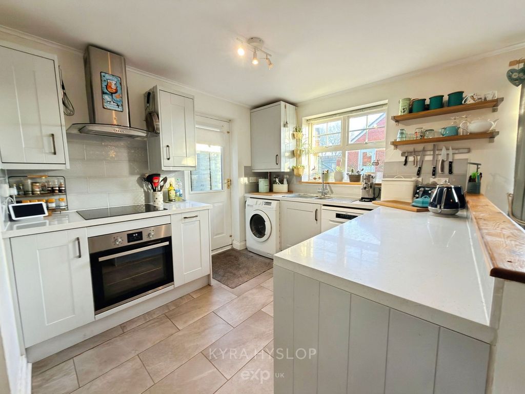 Property photo 3 of 26