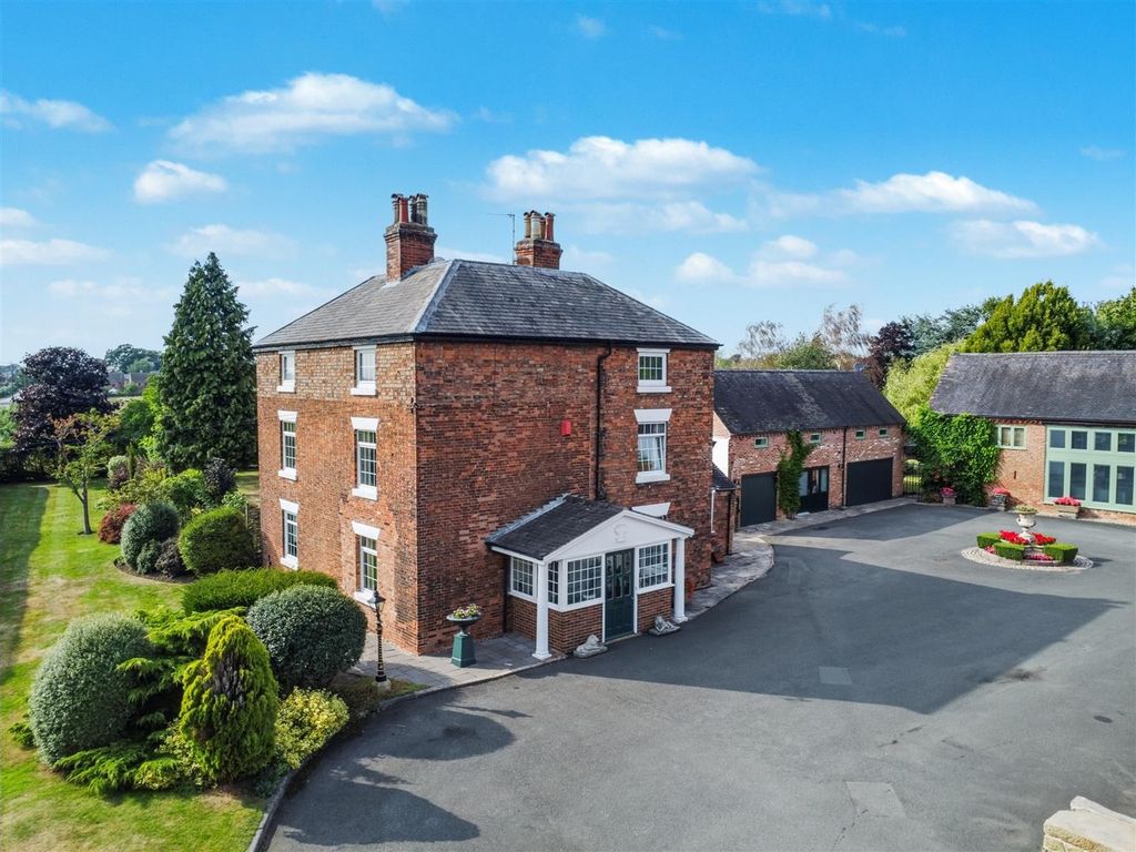 Property photo 1 of 53 Drone 2.Jpeg