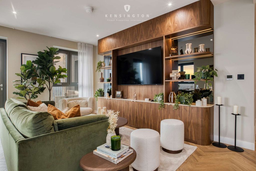 Property photo 3 of 26