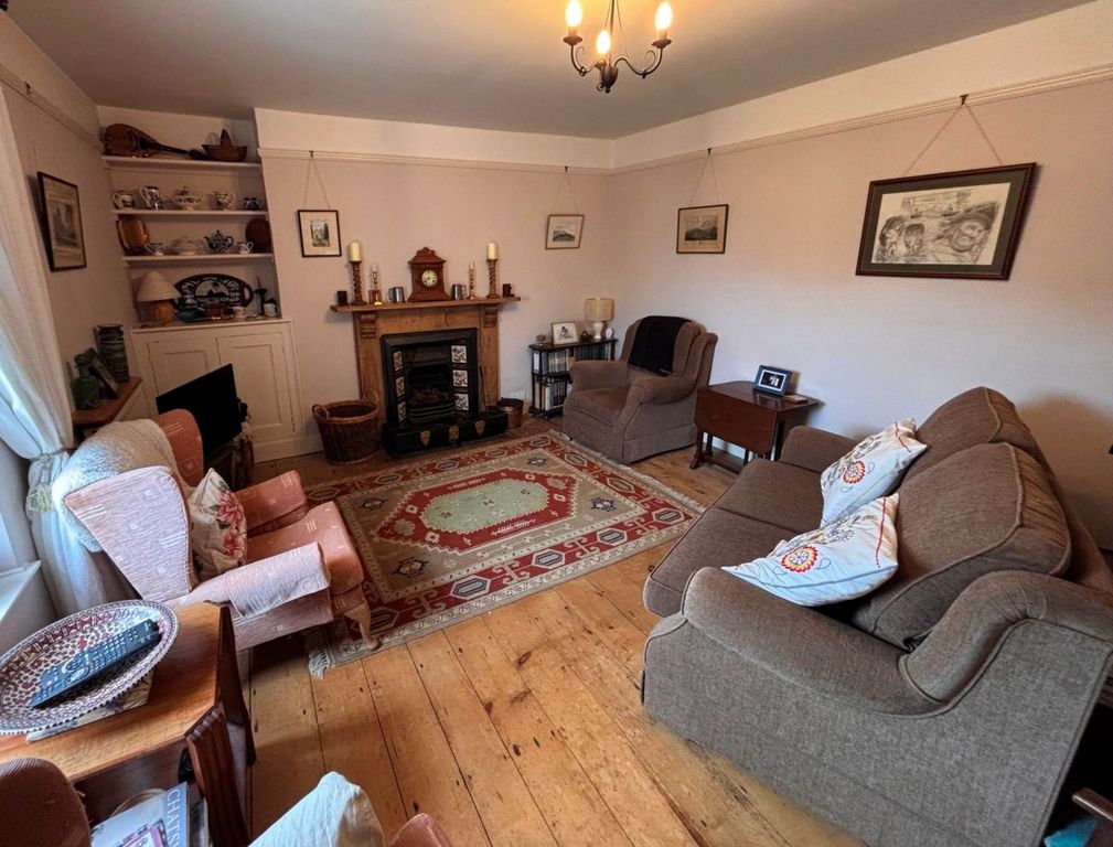 Property photo 3 of 15