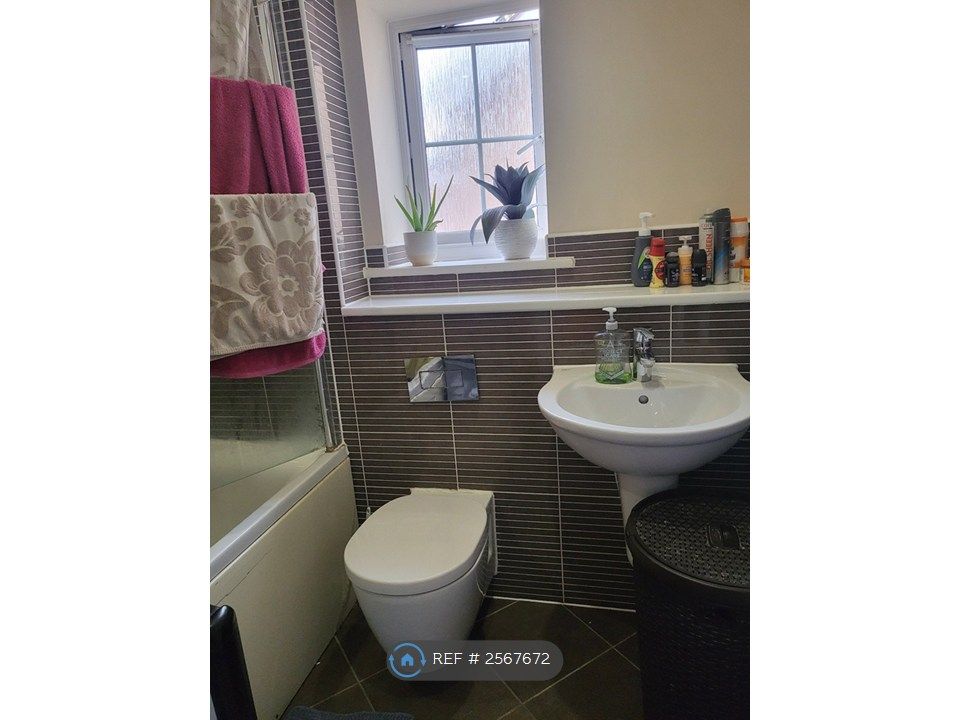 Property photo 2 of 4