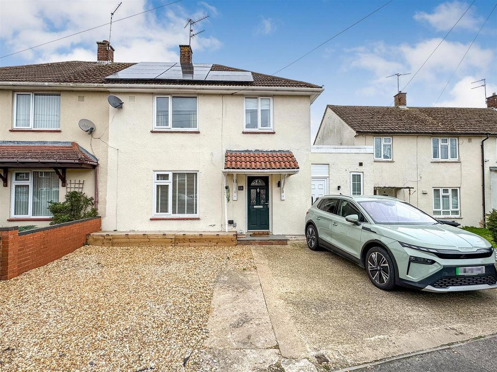 Property photo 1 of 33 Img_2025.Jpg