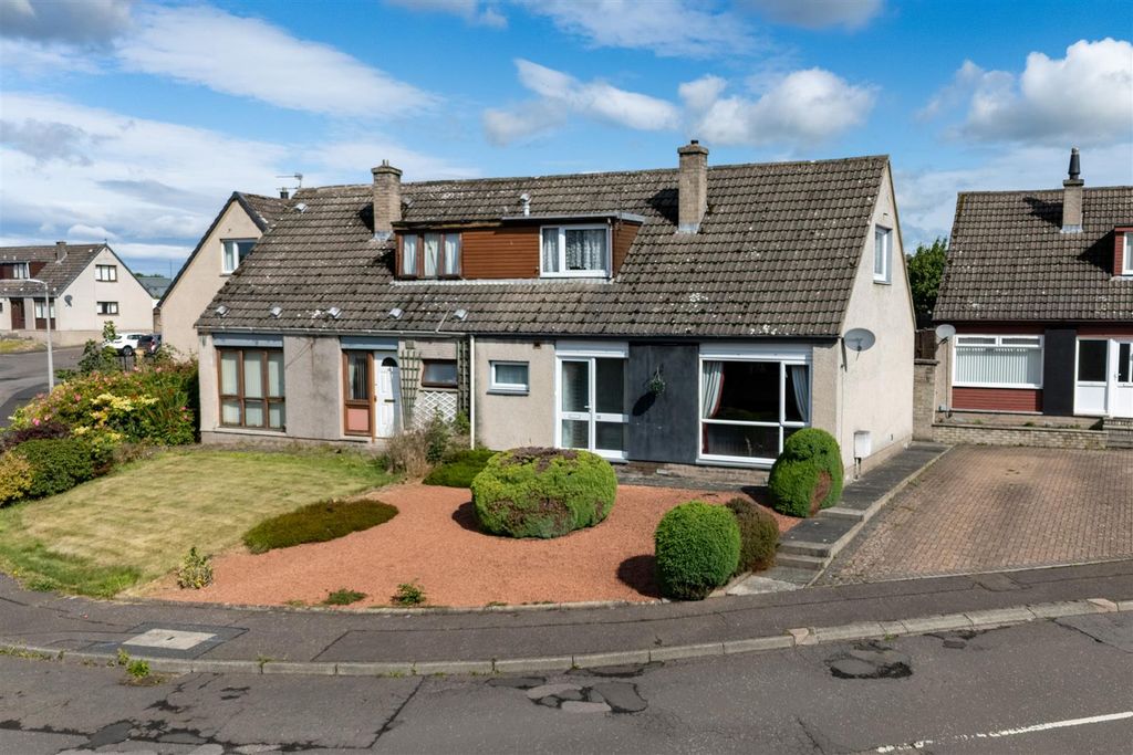 Property photo 1 of 14 12_Halliden_Road-01.Jpg