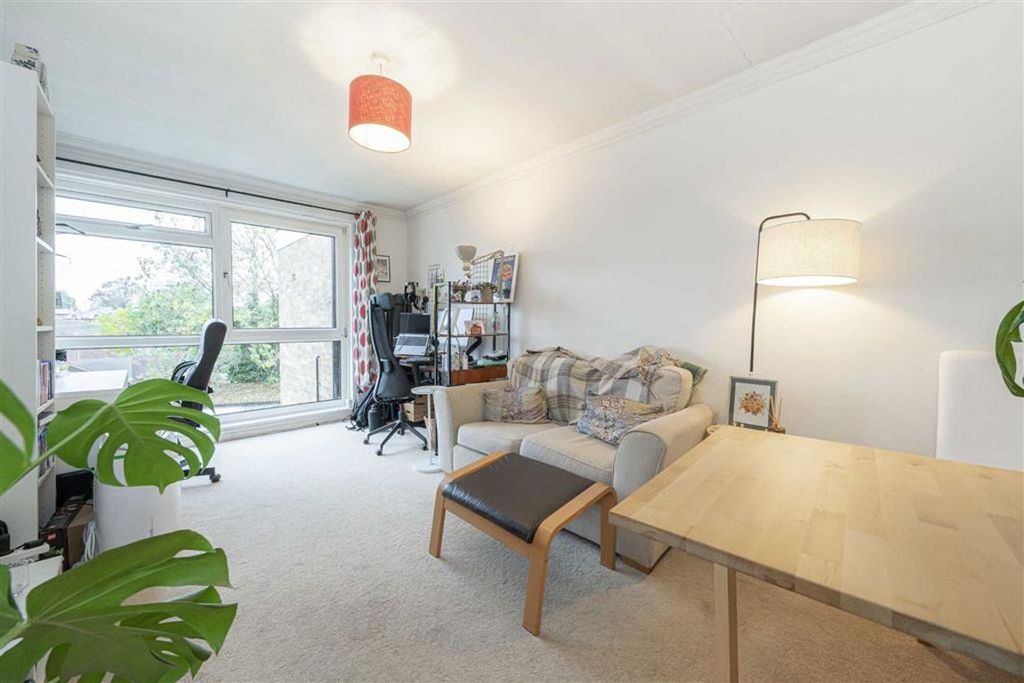 Property photo 3 of 4