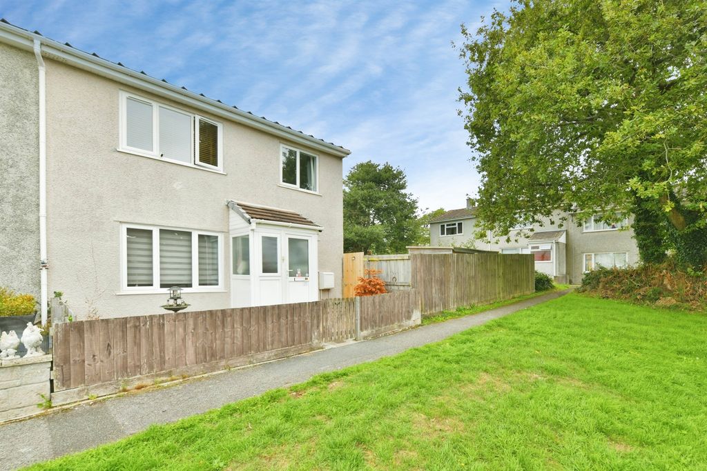 Property photo 1 of 22