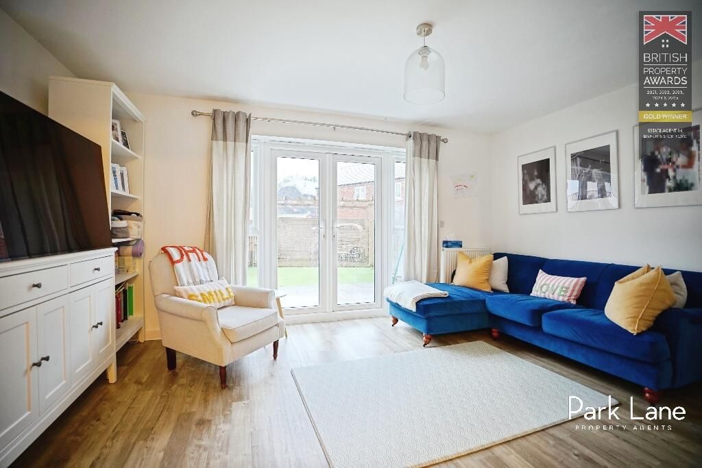 Property photo 2 of 26