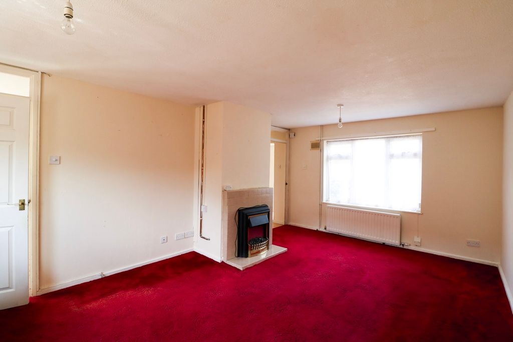 Property photo 2 of 15 Living Room 1.2