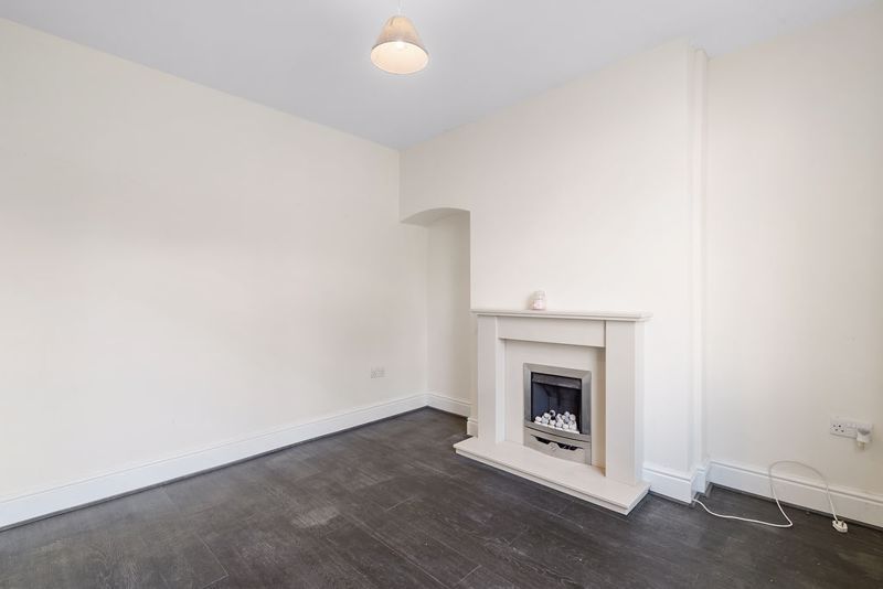 Property photo 2 of 15 Photo 11