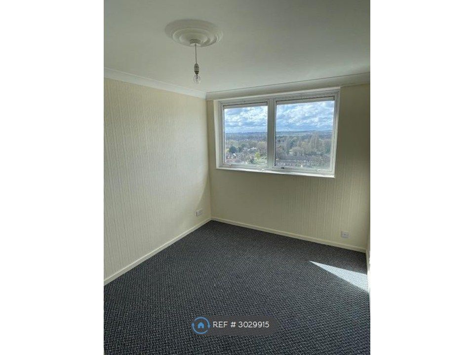 Property photo 3 of 10 Bedroom 1