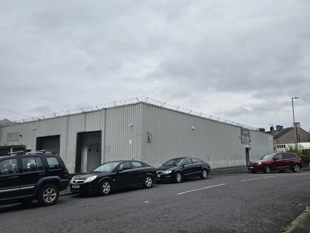 Property photo 3 of 3