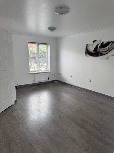 Property photo 2 of 19 Living Room