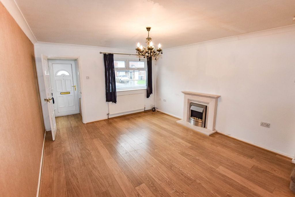 Property photo 2 of 11 Picture No. 01