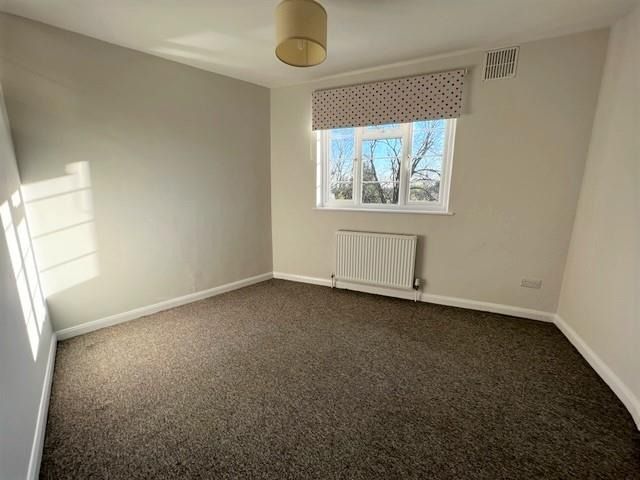 Property photo 3 of 6 836603