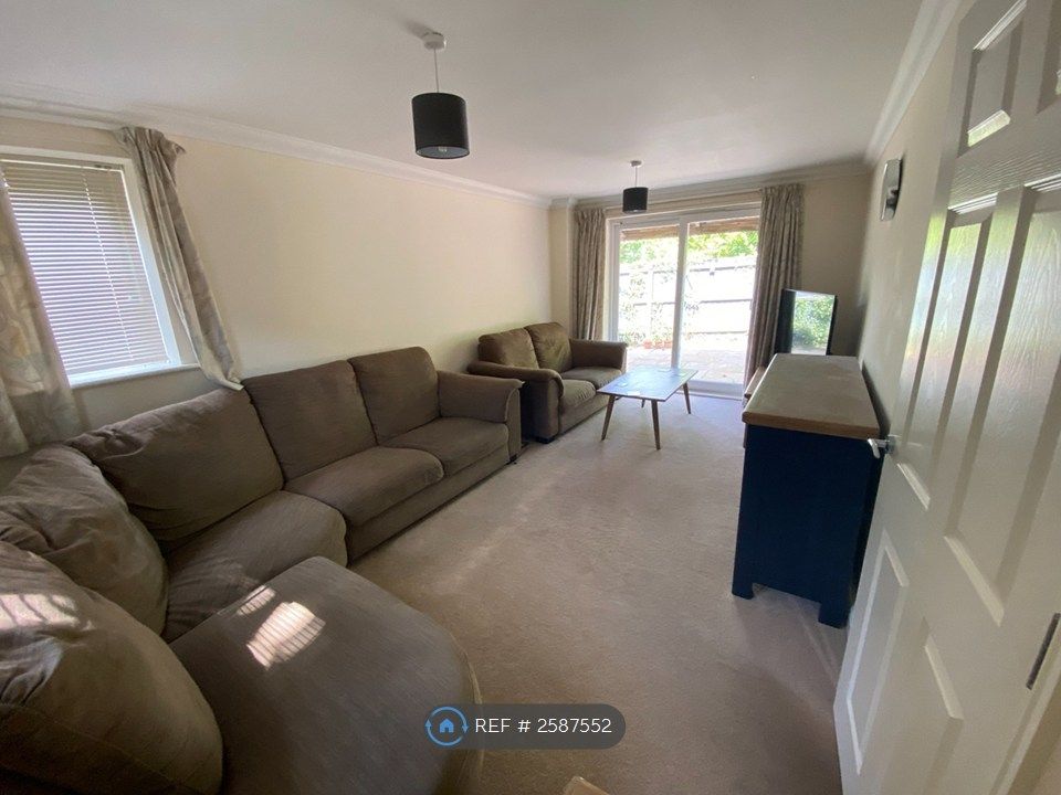 Property photo 3 of 9