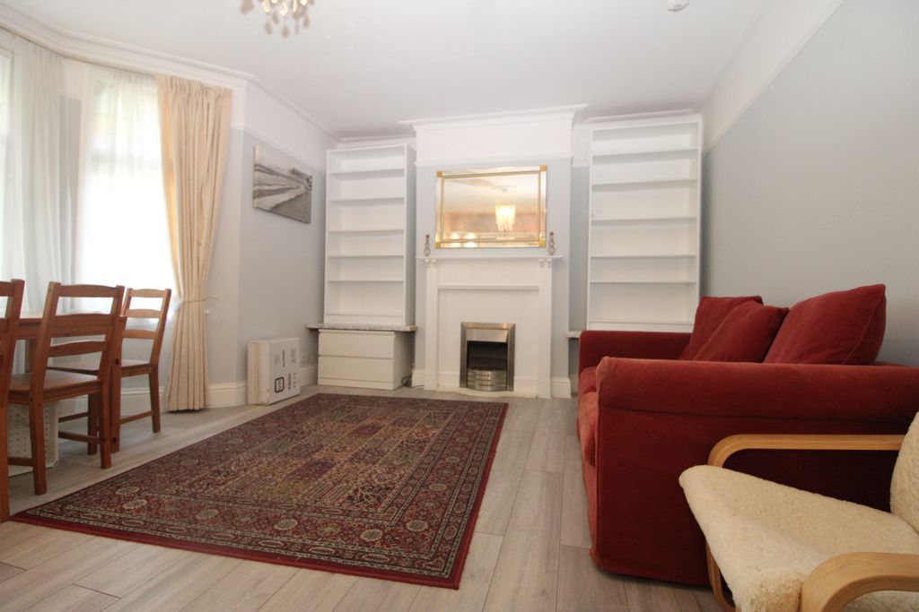 Property photo 2 of 9 Gallery