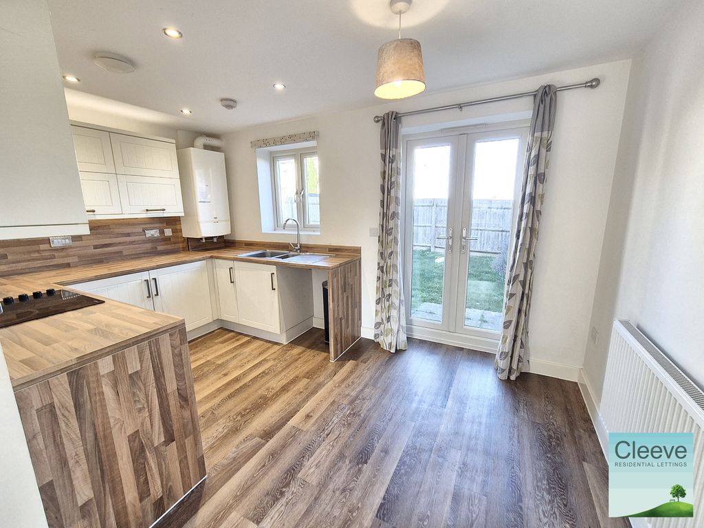 Property photo 3 of 17 1000083959