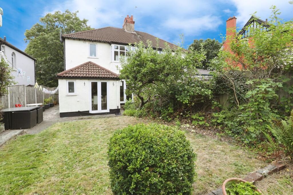 Property photo 1 of 17