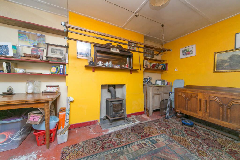 Property photo 3 of 19