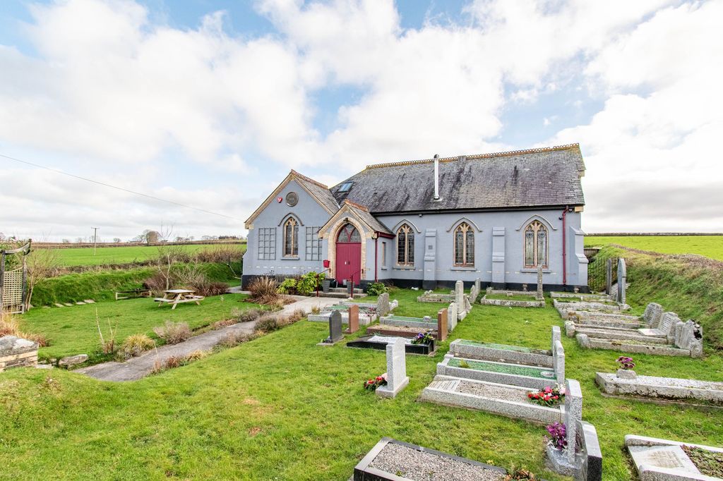 Property photo 1 of 29