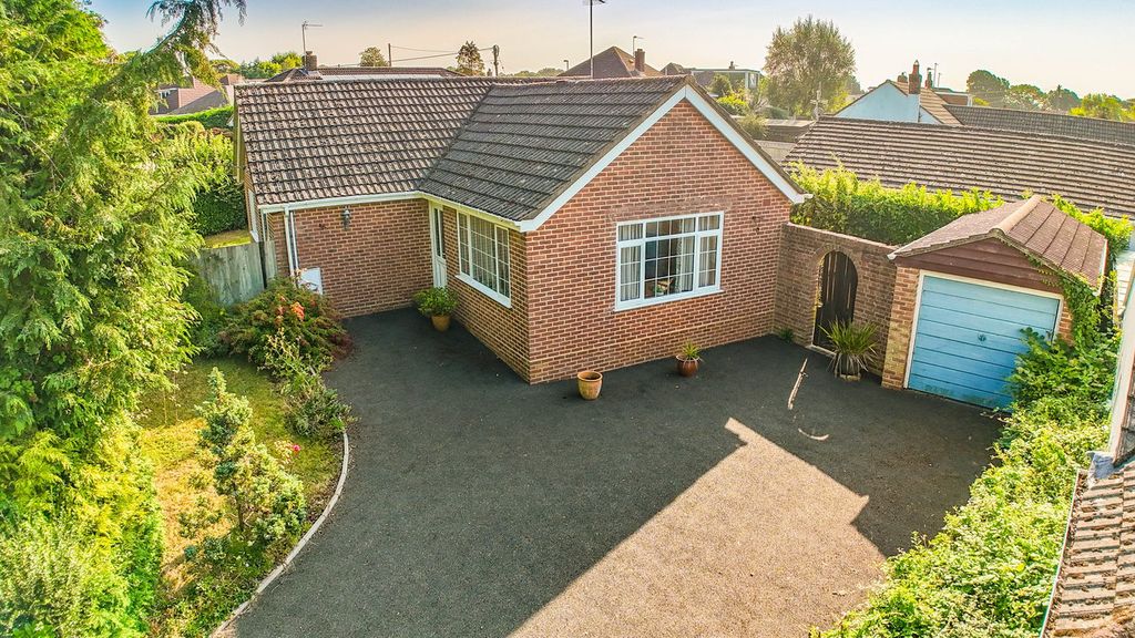 Property photo 1 of 10