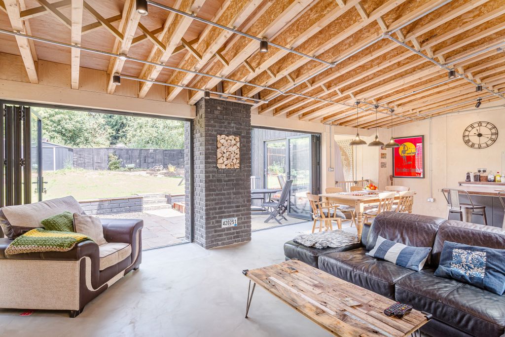 Property photo 1 of 22 Img_7634