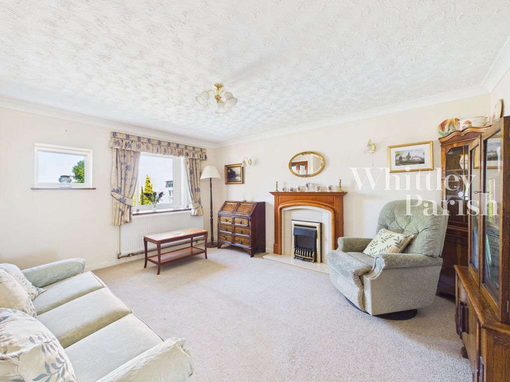 Property photo 2 of 25