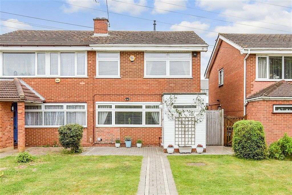 Property photo 1 of 18 External Web