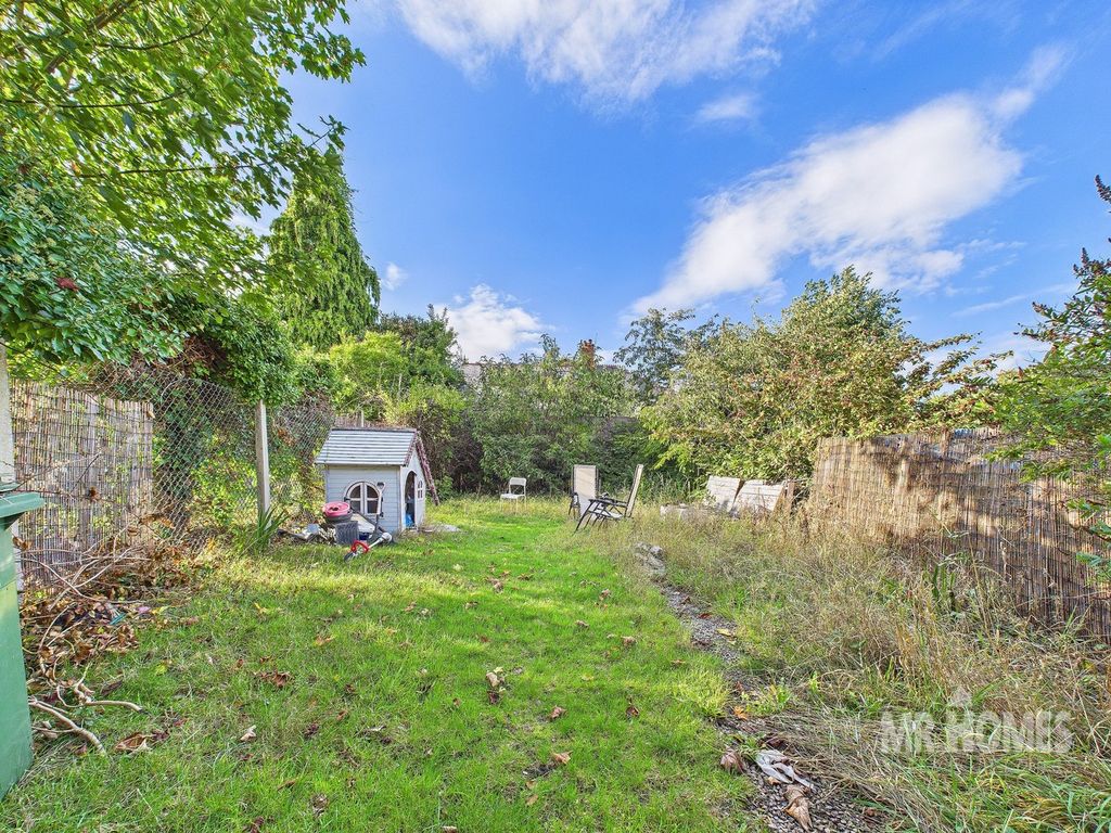 Property photo 2 of 7