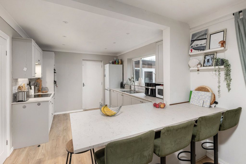 Property photo 3 of 15 Picture No. 06