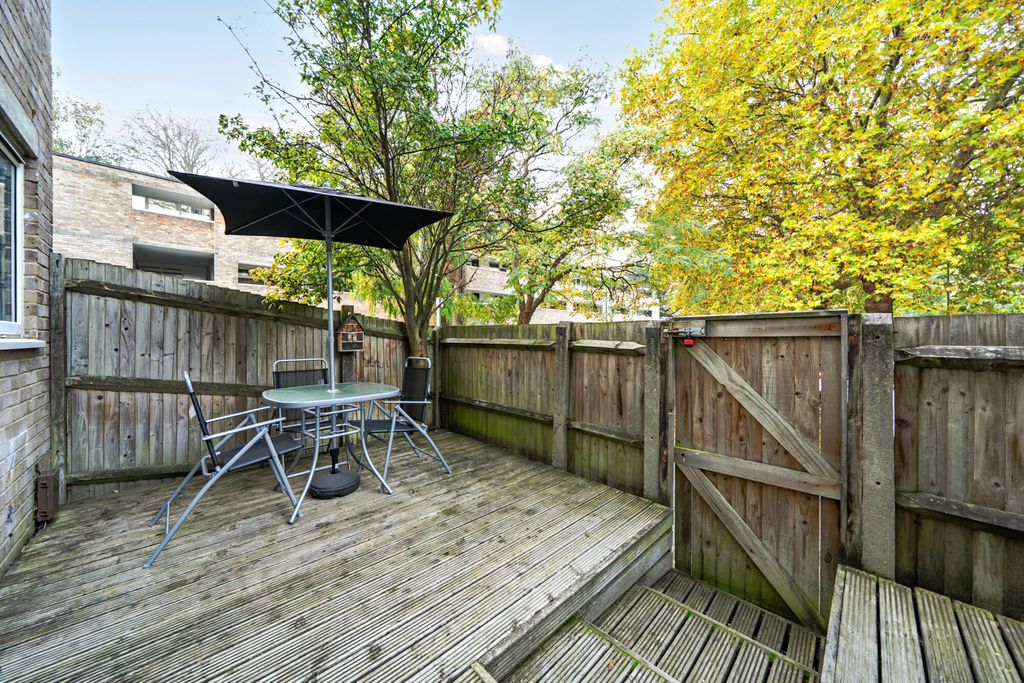 Property photo 3 of 23 1536329-5-6Ae474d...