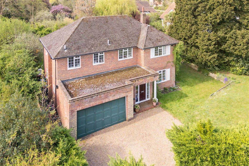Additional image 20 of 4 bed detached house for saleYardley Close, Reigate RH2