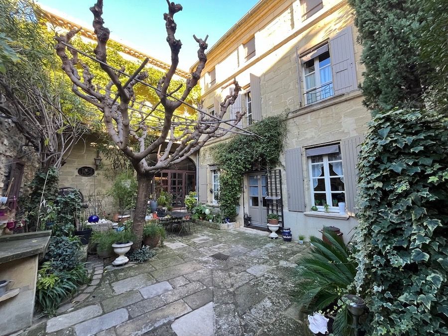 Property photo 1 of 30