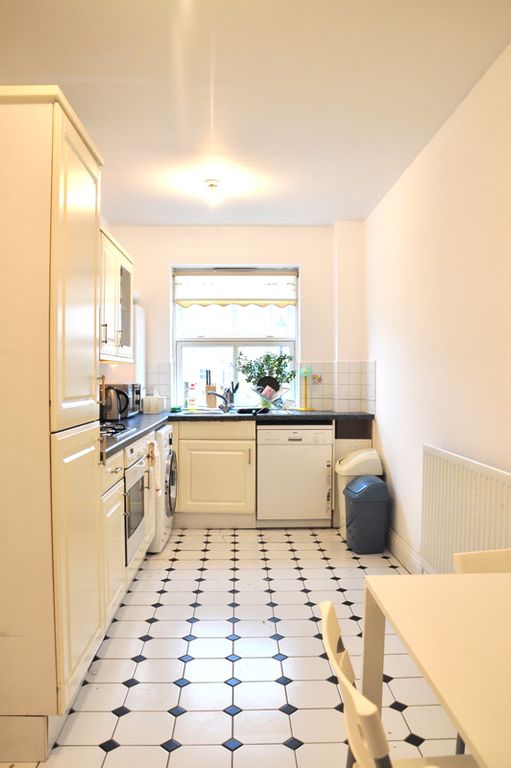 Property photo 3 of 27