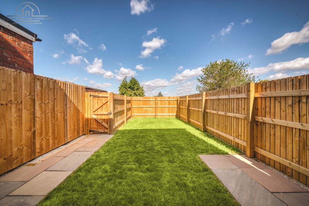 Property photo 3 of 40 Ef3F507c-6225-4975-87Da-d9Dfa5Ed1d91