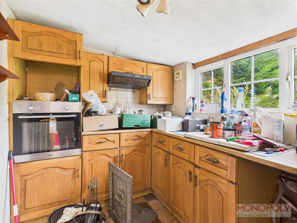 Property photo 3 of 10 Cam04439G0-Pr0117-Still002.Jpg