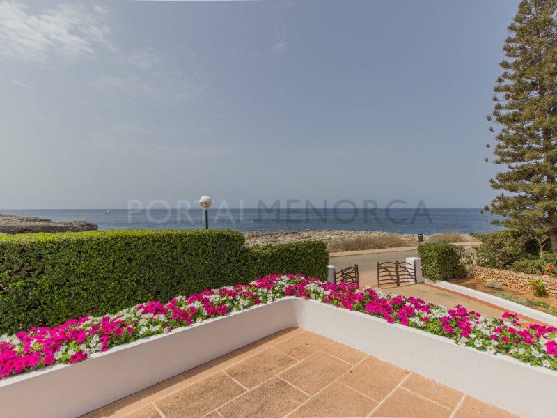 Property photo 2 of 48