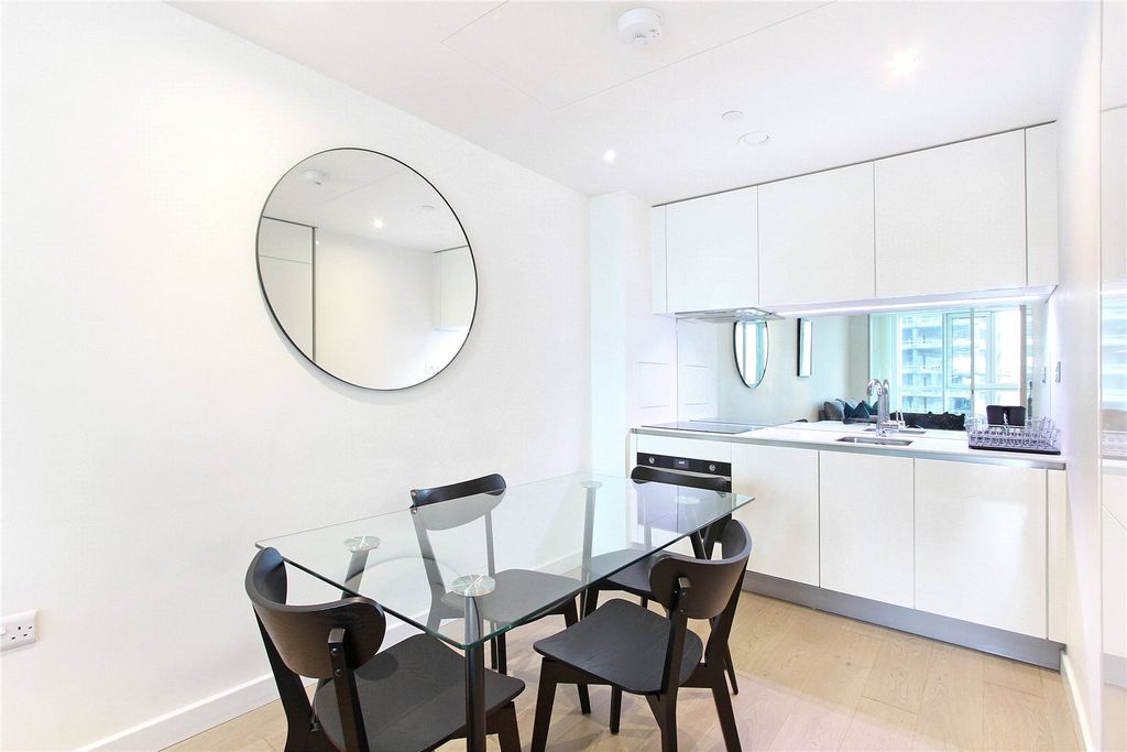 Property photo 2 of 9 Picture No. 25