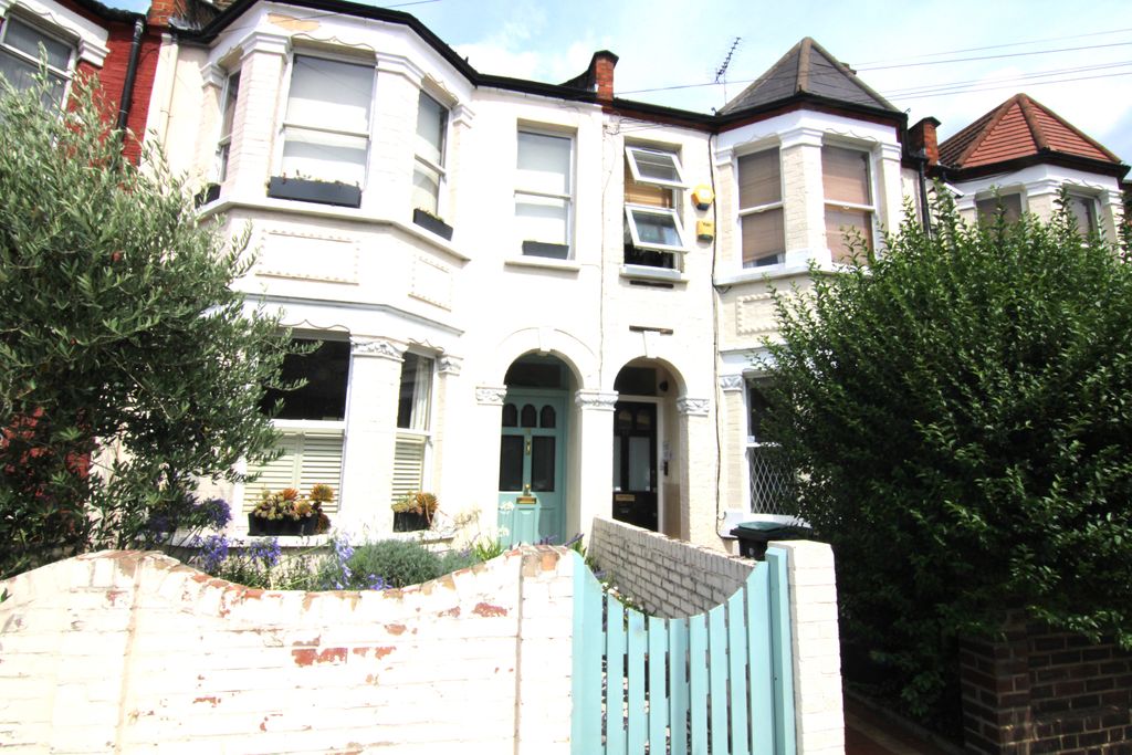 Property photo 1 of 16
