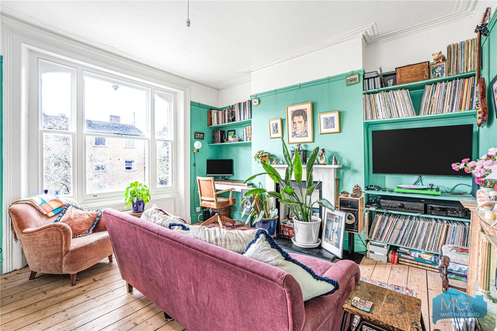 Property photo 2 of 12 Picture No. 33