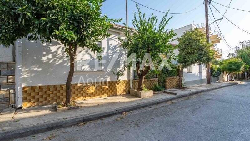 Property photo 3 of 25