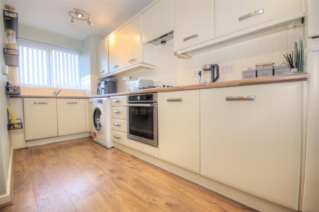 Property photo 3 of 19 Dsc_1515_Enhancer.Jpg