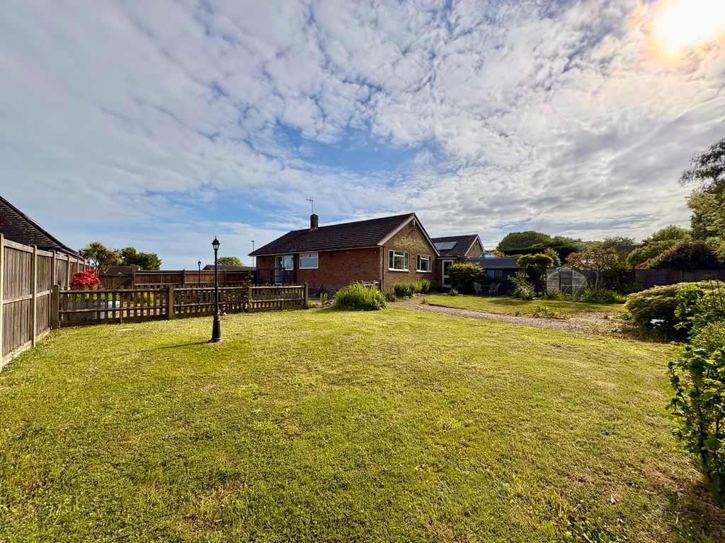 Property photo 2 of 14