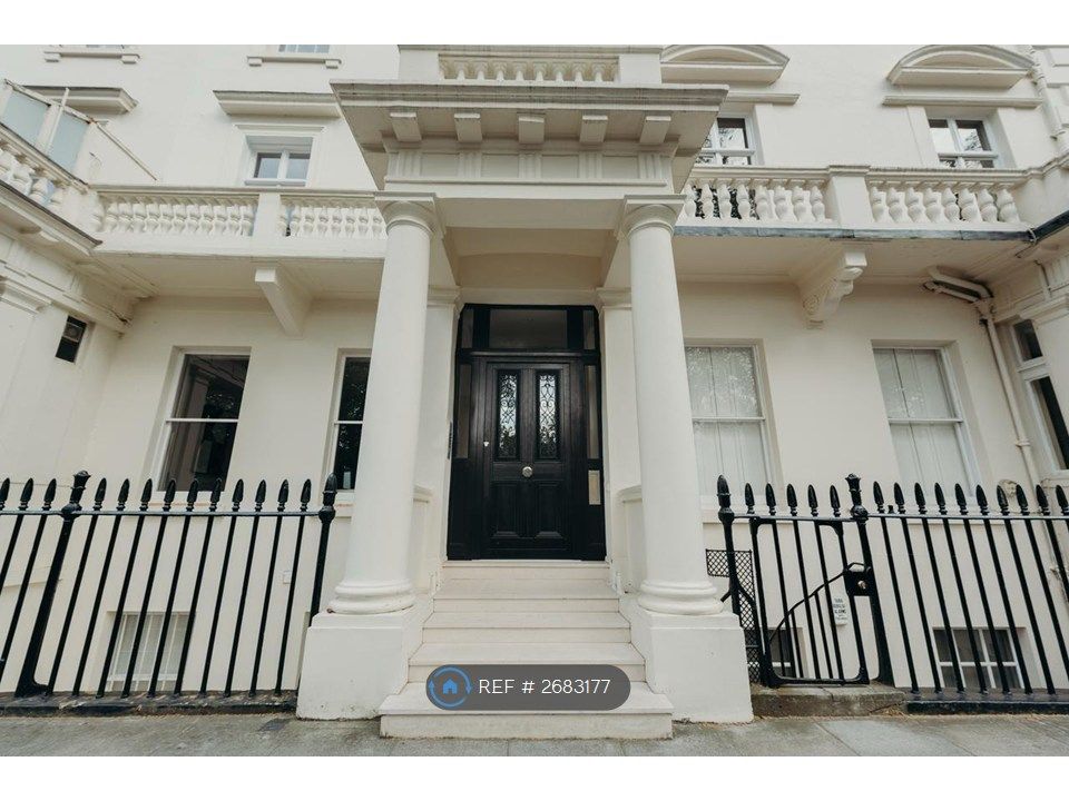 Property photo 3 of 7 Outside