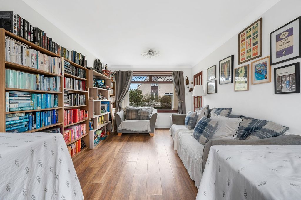 Property photo 3 of 20