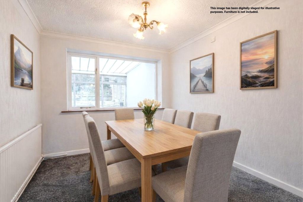 Property photo 3 of 13 Dining Area