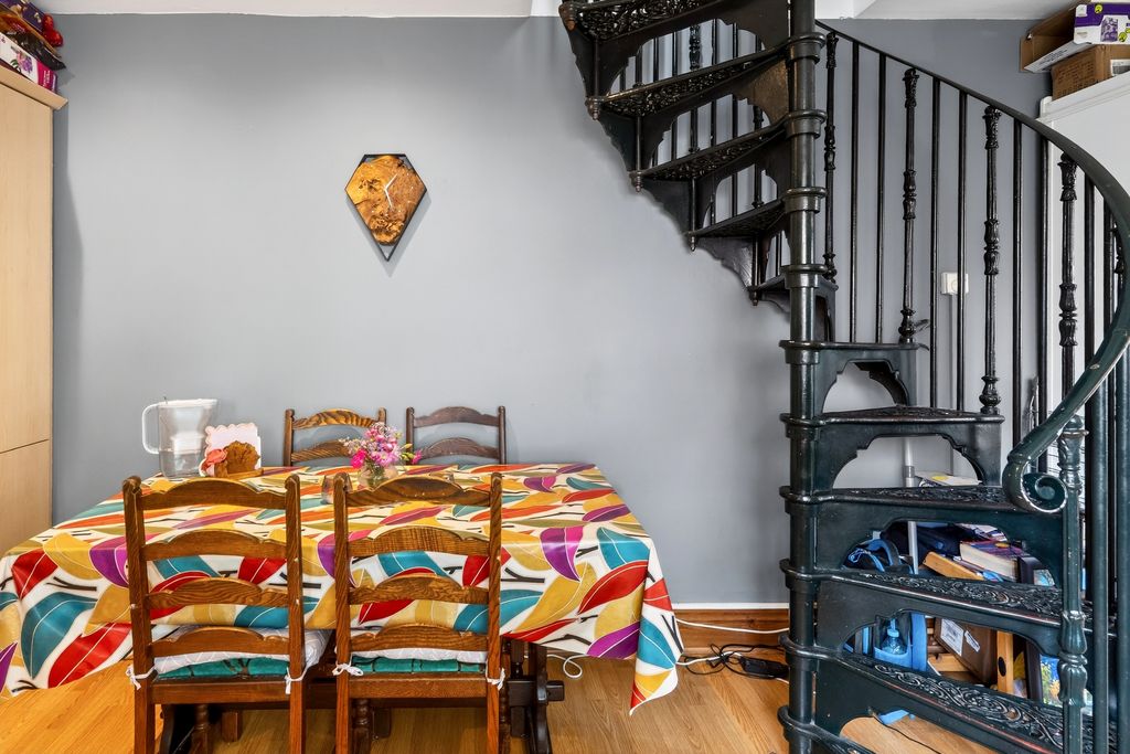 Property photo 3 of 20 Dining Area