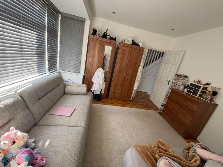 Property photo 3 of 4